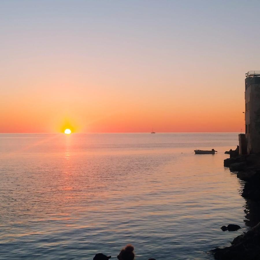 Oltre: Monolocale Con Terrazzo Privato Al Piano Leilighet Trapani Eksteriør bilde
